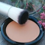Satin Compact Foundation in der 56-mm-Compact-Dose